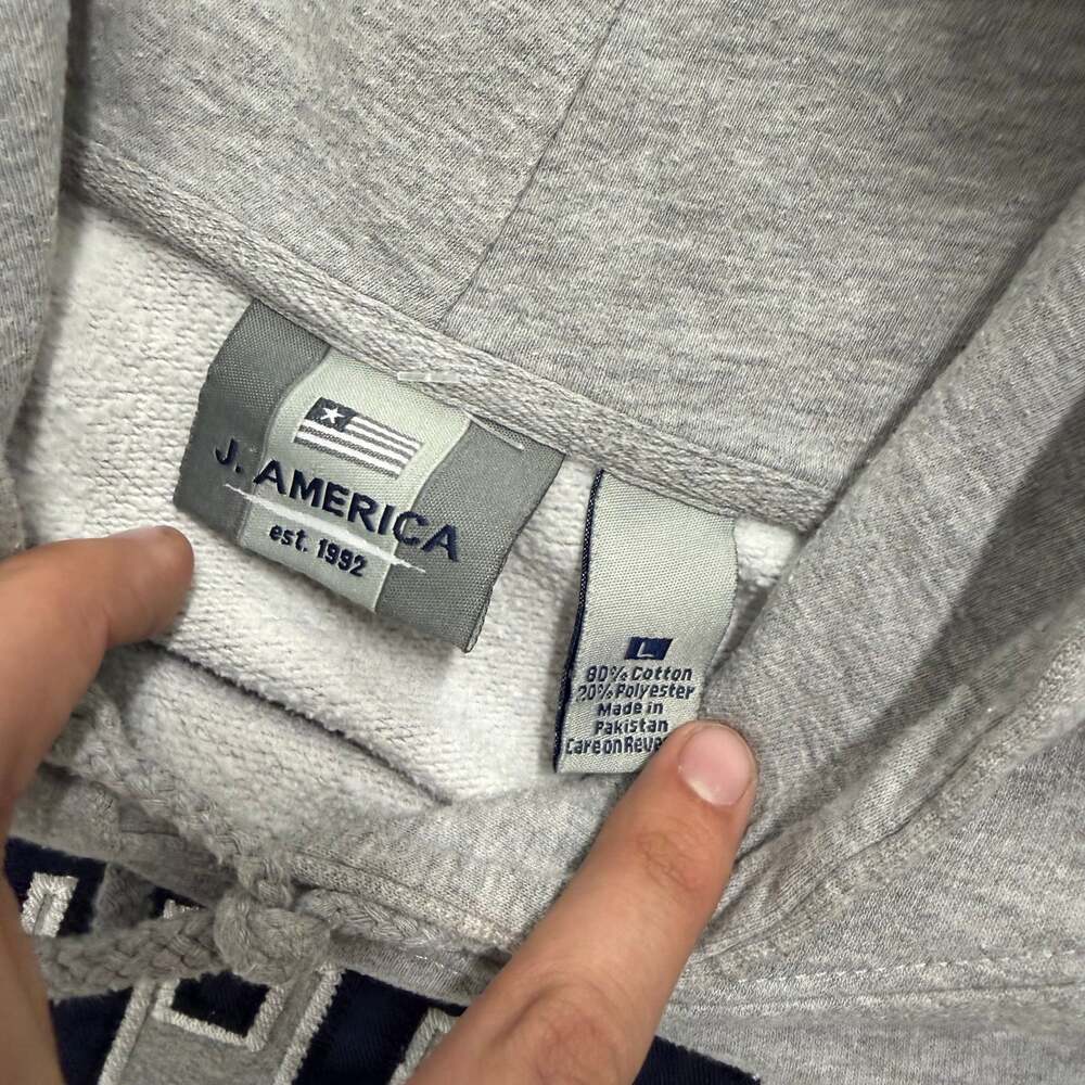 Butler Bulldogs College Hoodie Grey Spellout Logo NCAA Pullover Sweatshirt XL - Picture 2 of 4